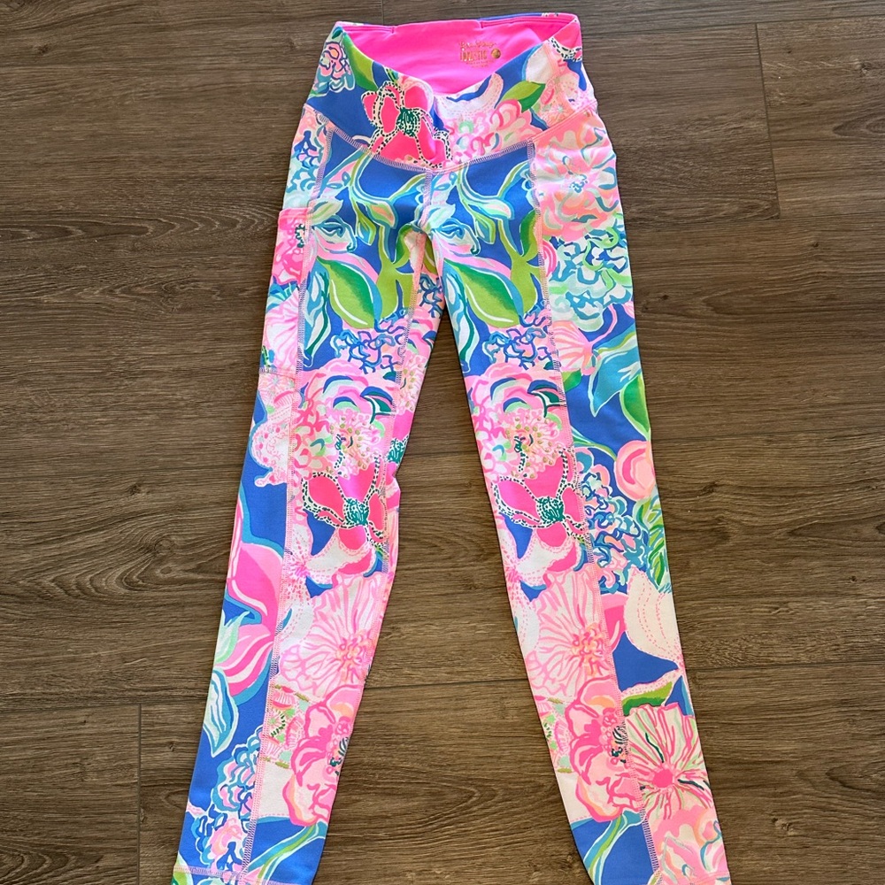 Lilly Pulitzer Pink & Blue Floral Active Leggings